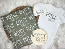 Load image into Gallery viewer, Personalized Name Blanket with set option