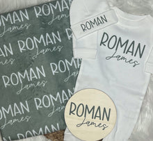 Load image into Gallery viewer, Personalized Name Blanket with set option