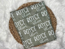 Load image into Gallery viewer, Personalized Name Blanket with set option