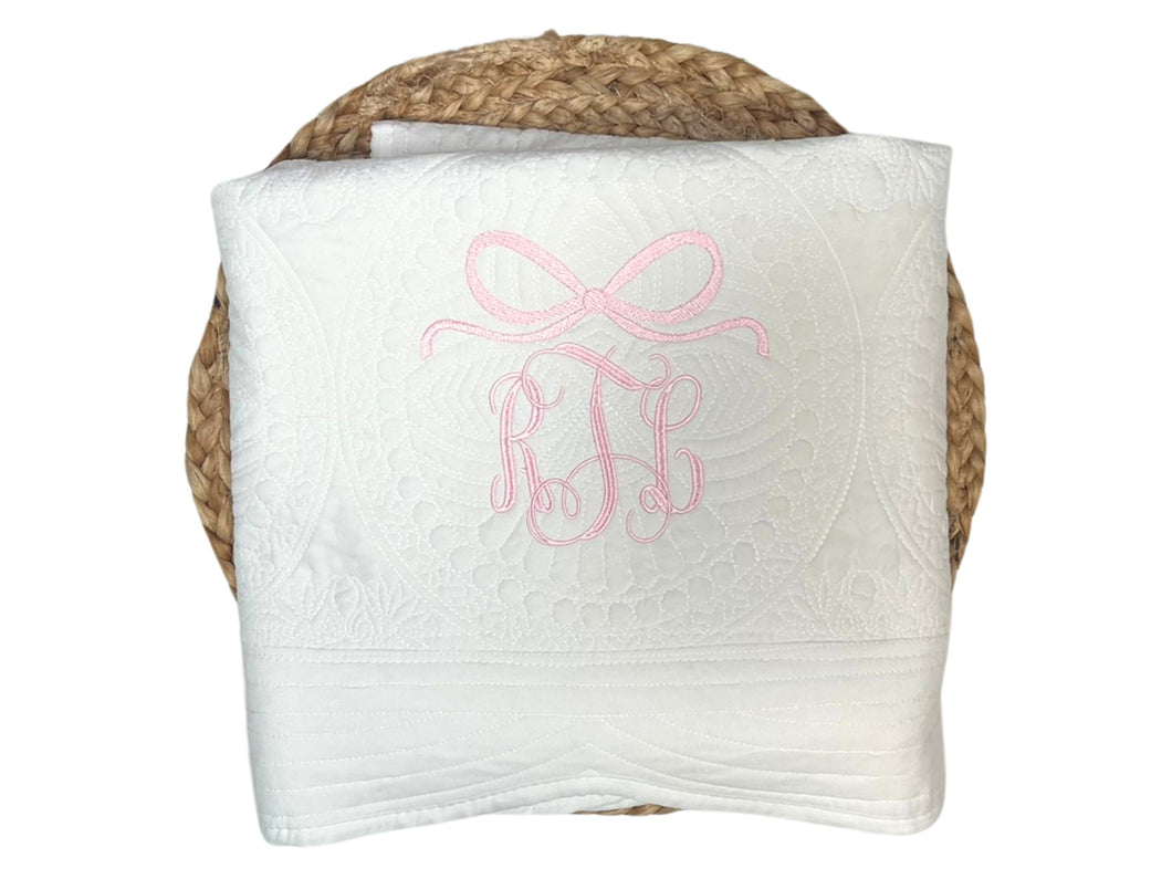 Heirloom Quilt Embroidered Name with Bow