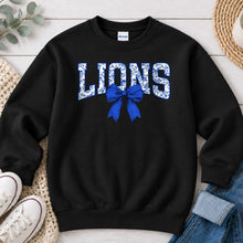 Load image into Gallery viewer, Toile Lions Blue Bow Black
