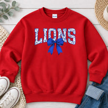 Load image into Gallery viewer, Toile Lions Blue Bow Red
